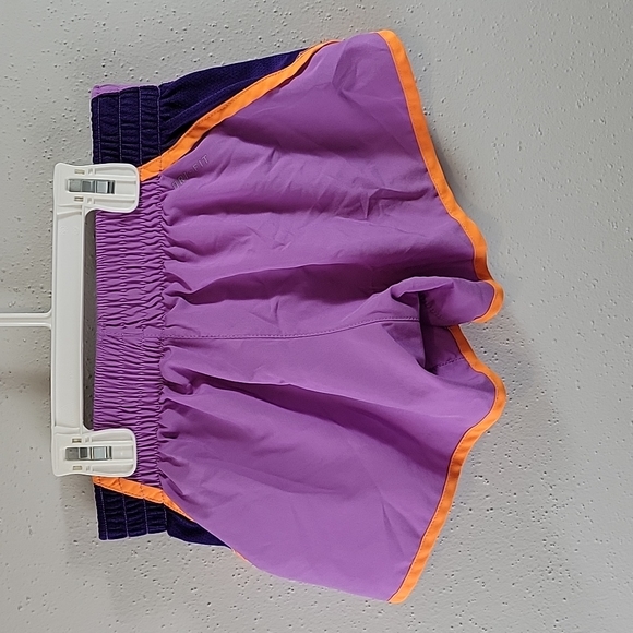 Girls Dri-Fit Nike Workout Shorts Size Medium Purple/Orange - Picture 3 of 4